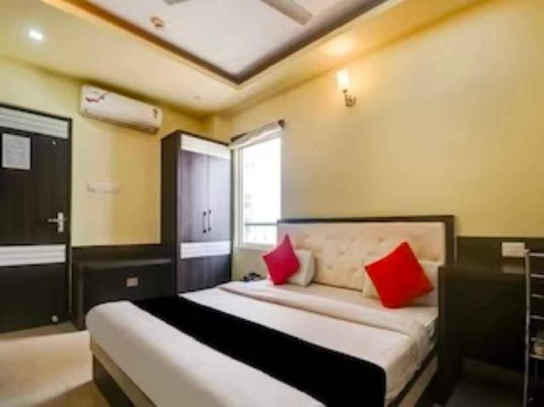 ורנאסי Collection O Hotel Kashi Inn מראה חיצוני תמונה