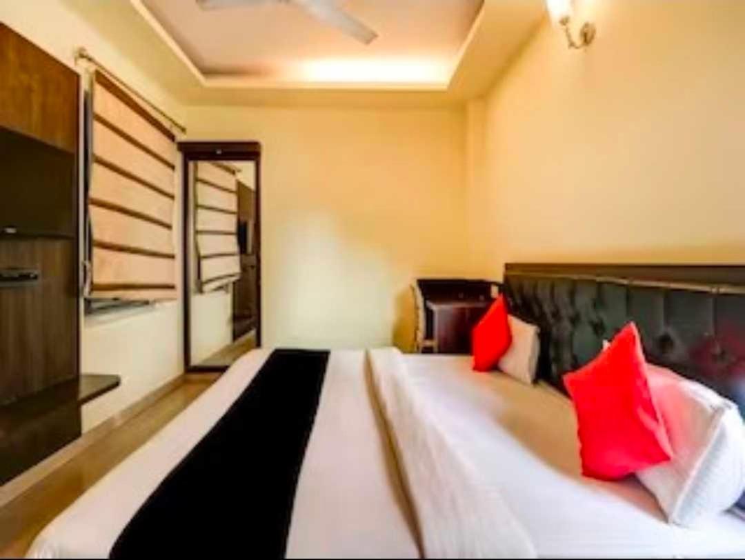 ורנאסי Collection O Hotel Kashi Inn מראה חיצוני תמונה